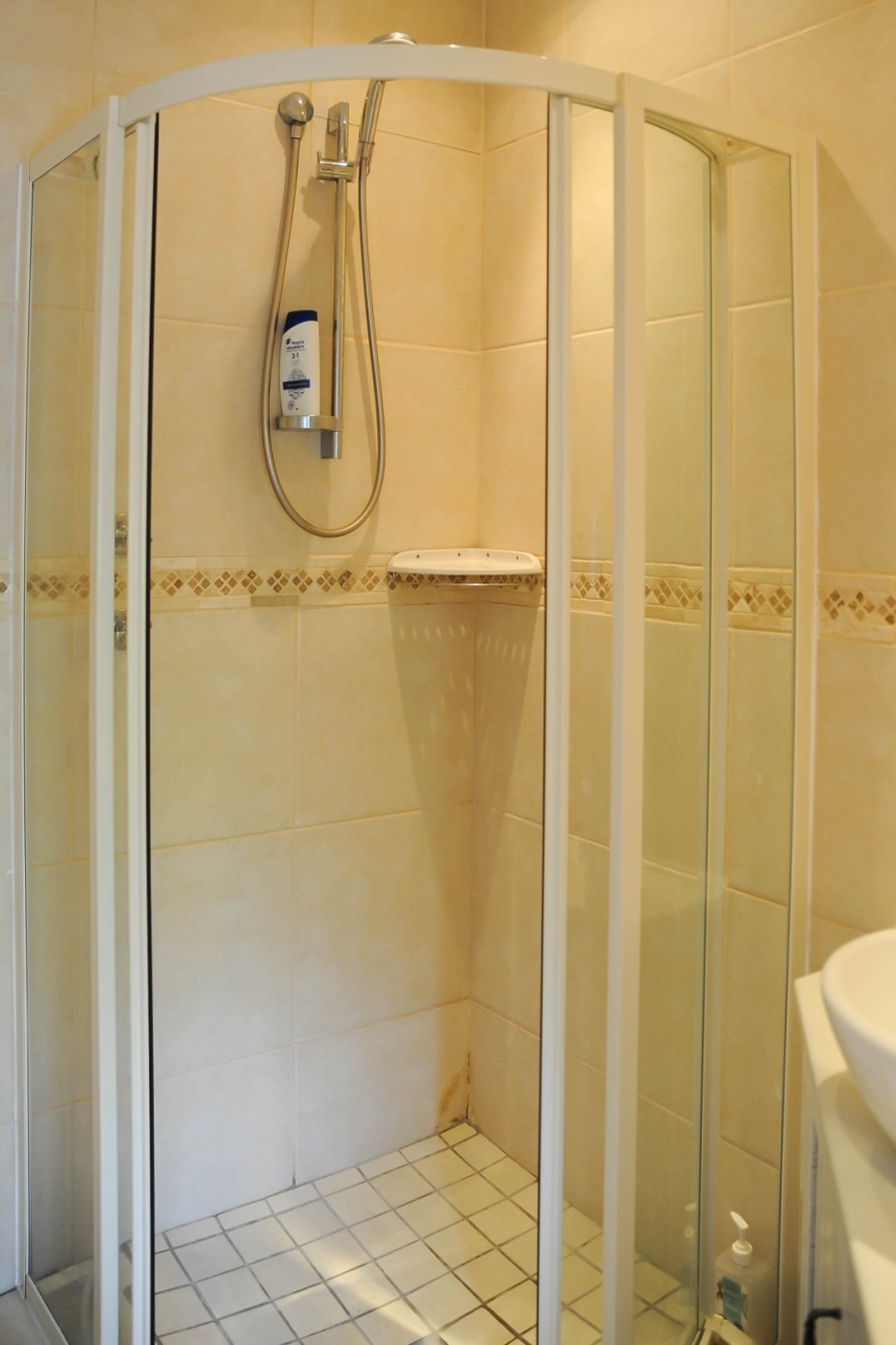 5 Bedroom Property for Sale in Myburgh Park Western Cape